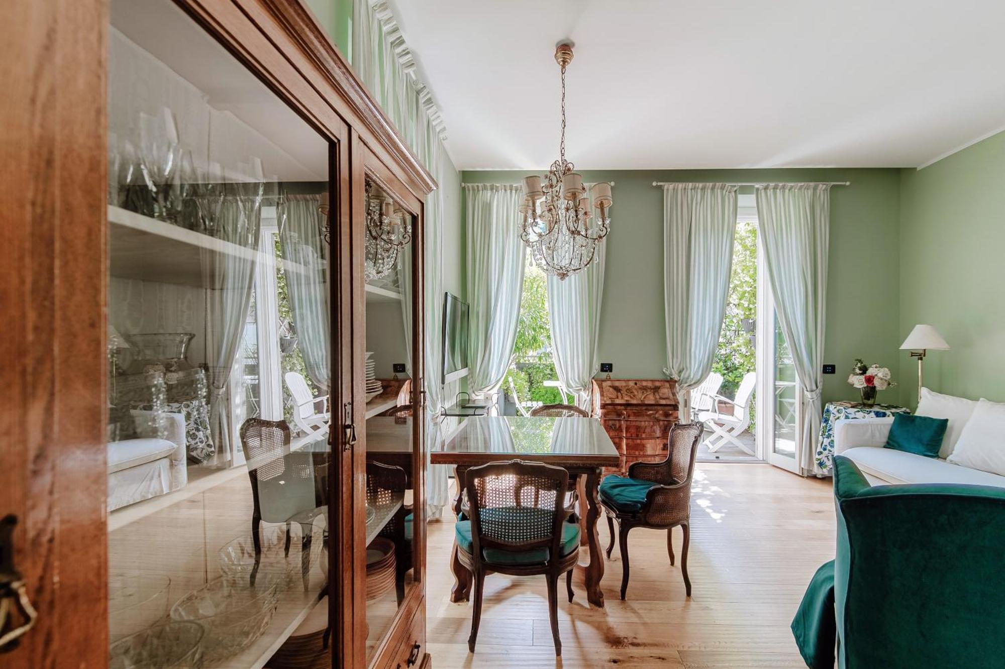 Green Home 65 - The House Of Travelers 科莫 外观 照片